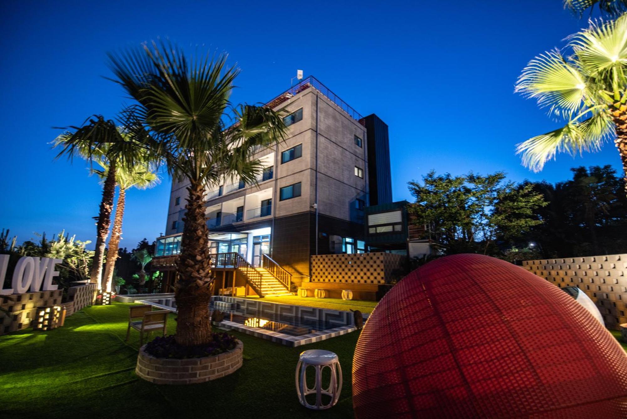Jeju Bunkerhotel&Resort Σεογκουίπο Εξωτερικό φωτογραφία